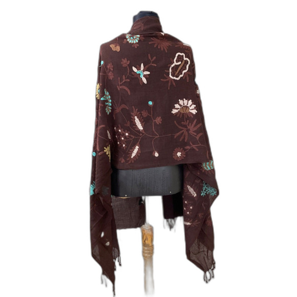 Selection Privee Vintage  Wool  Floral embroidered  Wrap Scarf approx. 27” X 80” - Picture 5 of 10